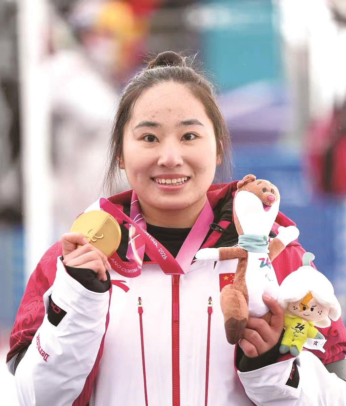 张雯静：拿冠军，我真棒！|回转|高山滑雪|冬残奥会|女子|比赛_新浪体育_新浪新闻